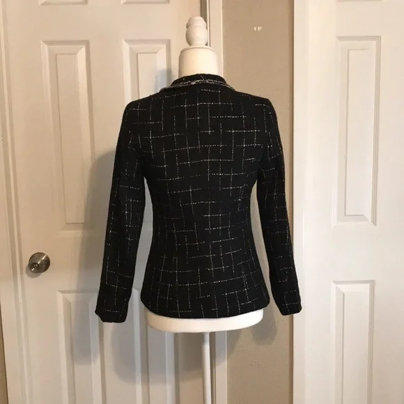 Pearl Button Blazer - Picture 3 of 4